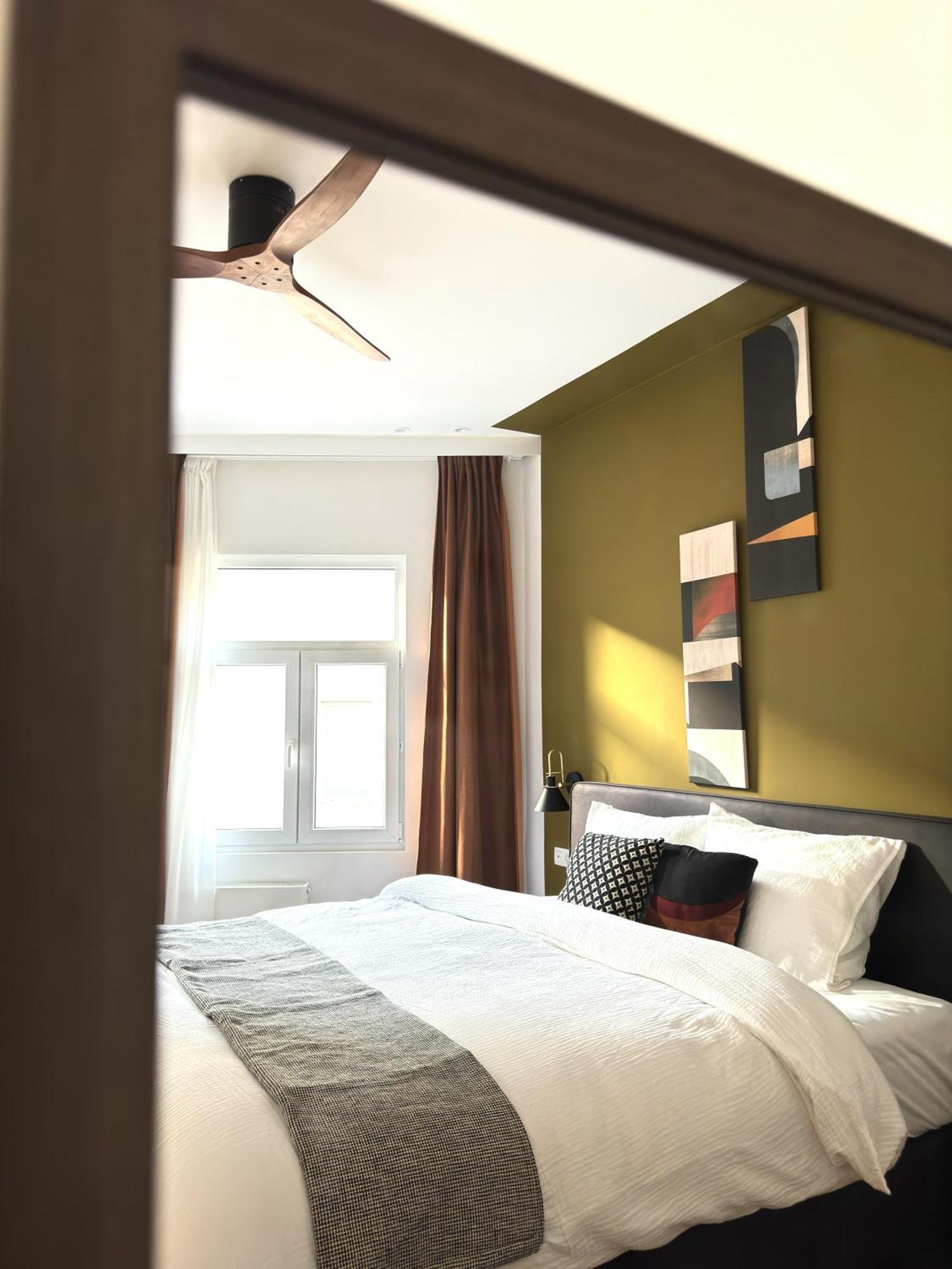 3 Min Walk-meir Cozy 3-4br House *